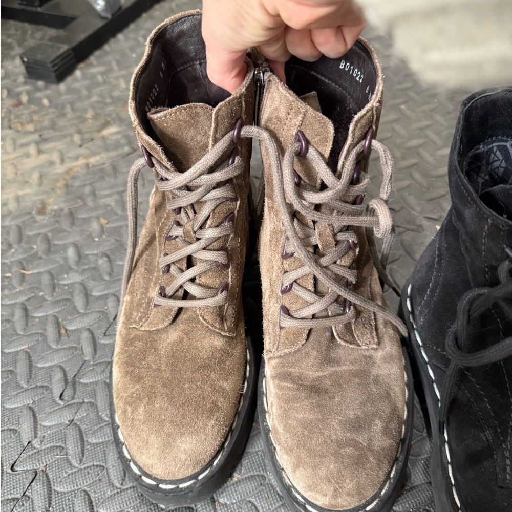 Men's Suede Lace-Up Boots - Tan